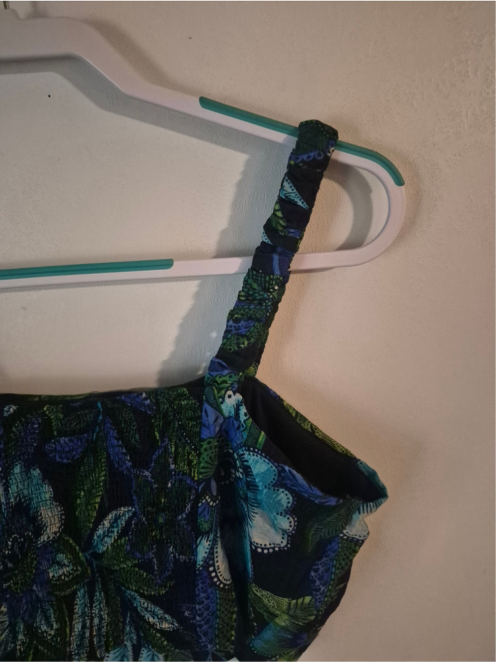 Women's Rachel Zoe Crop Top Size L Blue Green Floral Print - Picture 8 of 9